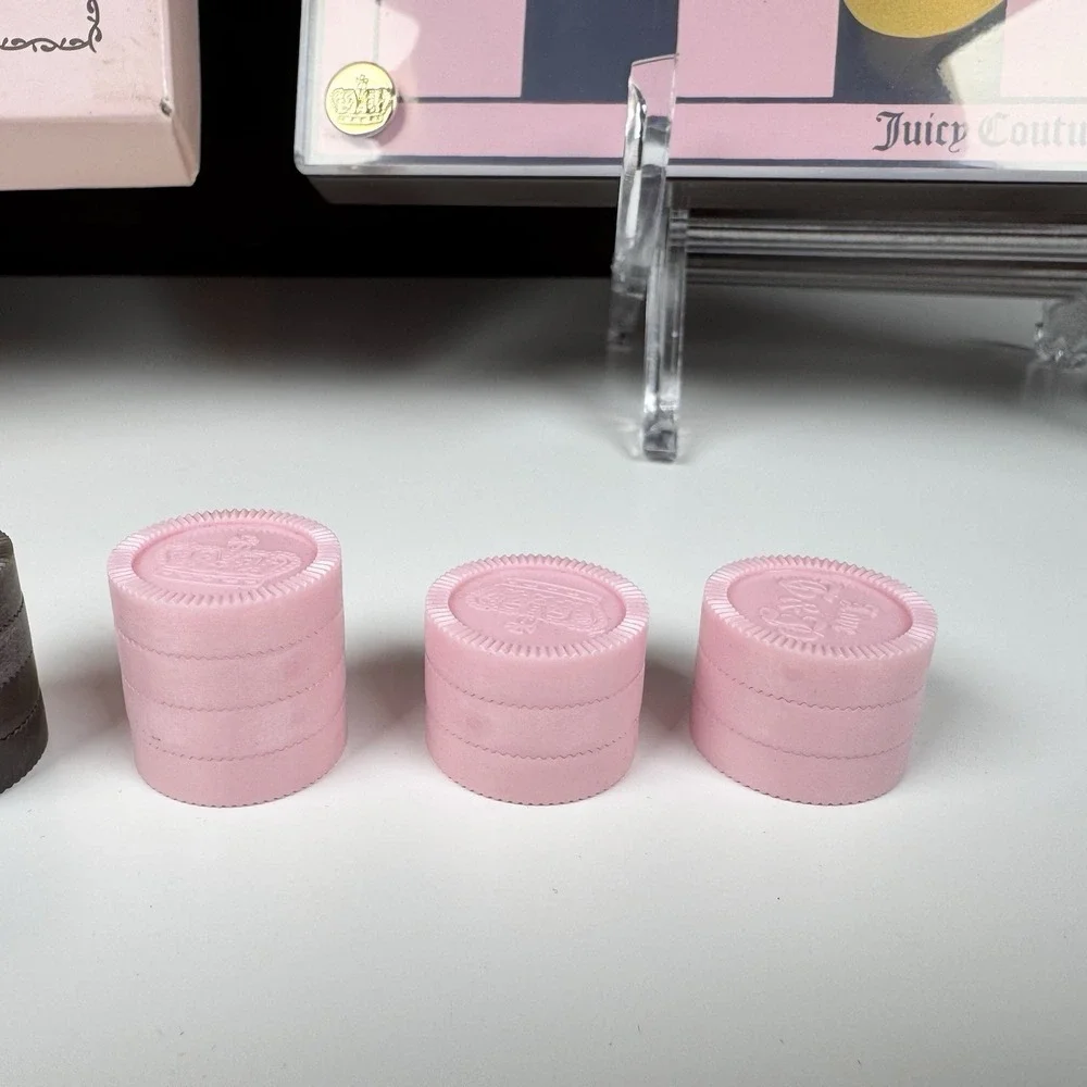 Vintage Juicy Couture Viva La Juicy Checkers Set - Read - Missing 2 Pink Pieces